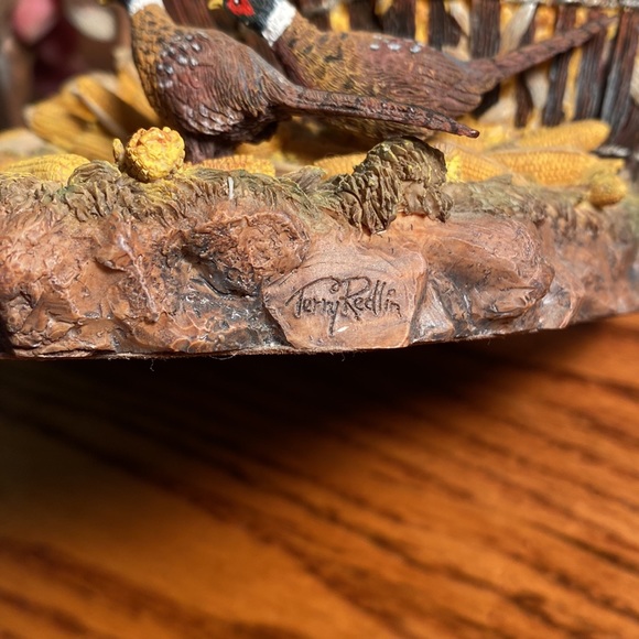 Terry Redlin Limited Edition Fine Porcelain Deer Sculpture. #2018 of 4500. - Picture 5 of 9